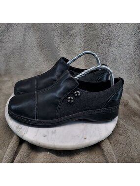 Clarks Shoes Womens Size 8 Black Leather Slip On Clogs *Read*